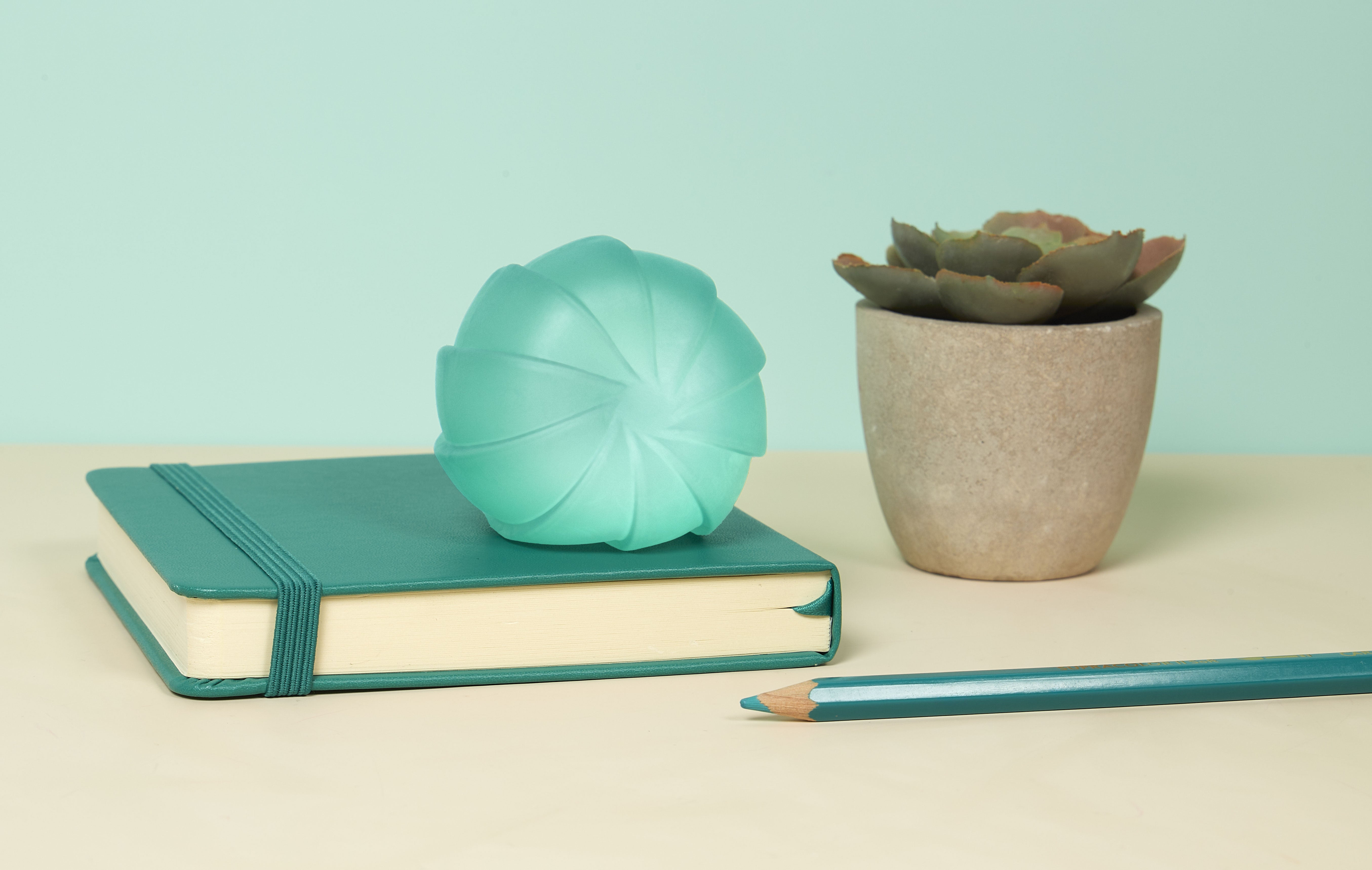 SPEKS Gump Surface - The Memory Gel Stress Ball