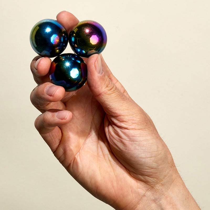 Speks Supers magnetic balls desk fidget toy 3 oil slick